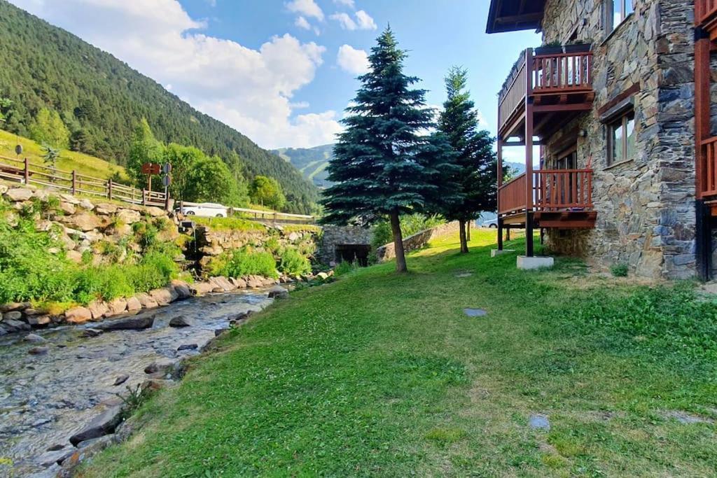 Acollidor estudi amb encant nòrdic i amb parquing, al costat de Grandvalira Canillo Esterno foto