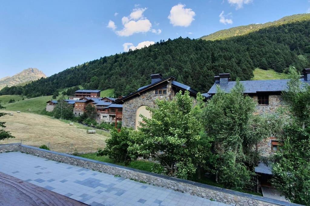 Acollidor estudi amb encant nòrdic i amb parquing, al costat de Grandvalira Canillo Esterno foto
